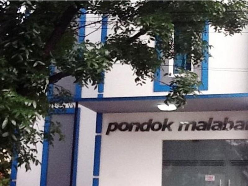 Pondok Malabar Guest House Джакарта Екстериор снимка