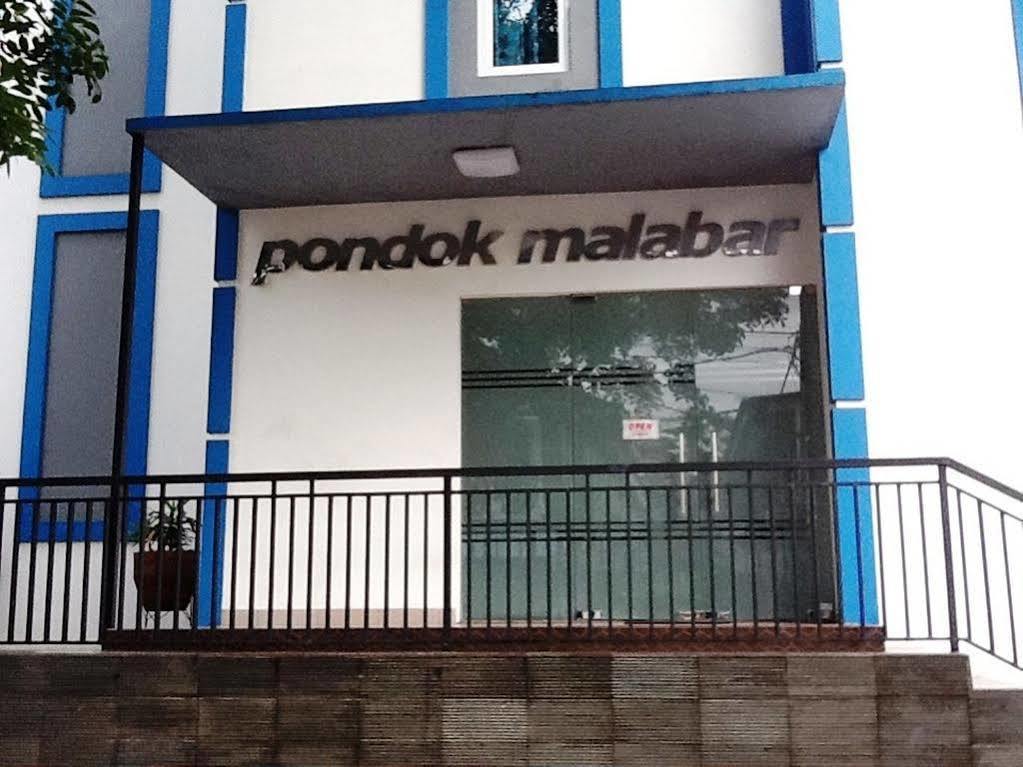 Pondok Malabar Guest House Джакарта Екстериор снимка